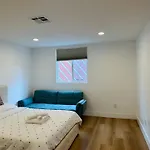 Chic And Secure Private Room In Modern Home 6